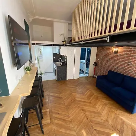 Beautiful Mini Loft Near Saint-lazare
