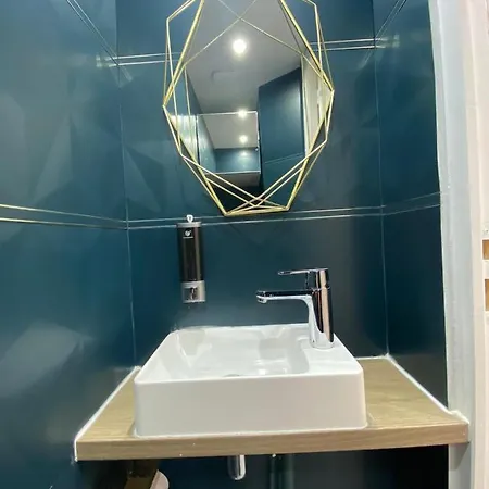 Beautiful Mini Loft Near Saint-lazare 3*
