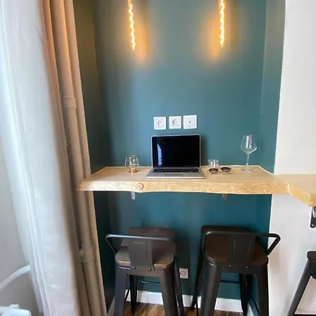 Aparthotel Beautiful Mini Loft Near Saint-lazare Paříž