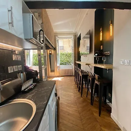 Beautiful Mini Loft Near Saint-lazare Apart-hotel Paris