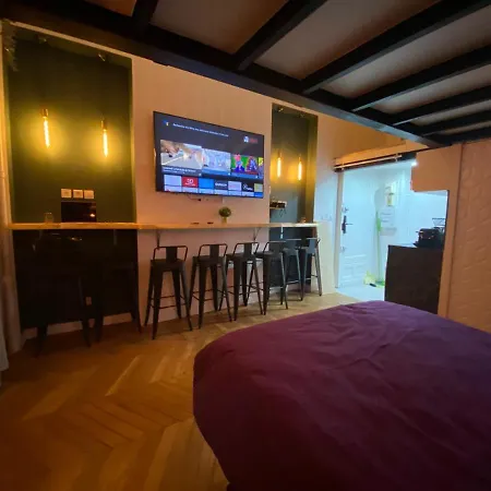 Aparthotel Beautiful Mini Loft Near Saint-lazare